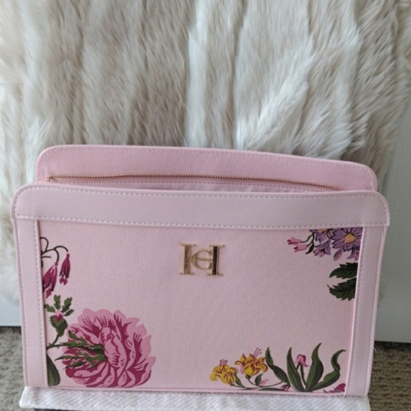 Carolina Herrera Pink Floral Clutch Bag - Picture 12 of 16